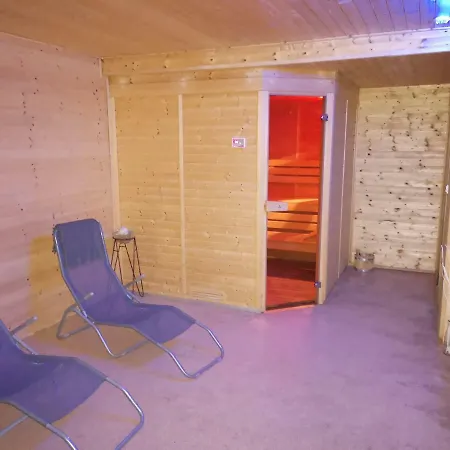 Horsky 212 - Cihlarka Apartment *